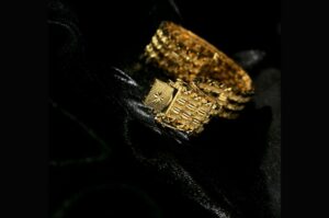 Gold Jewelry Photography 12