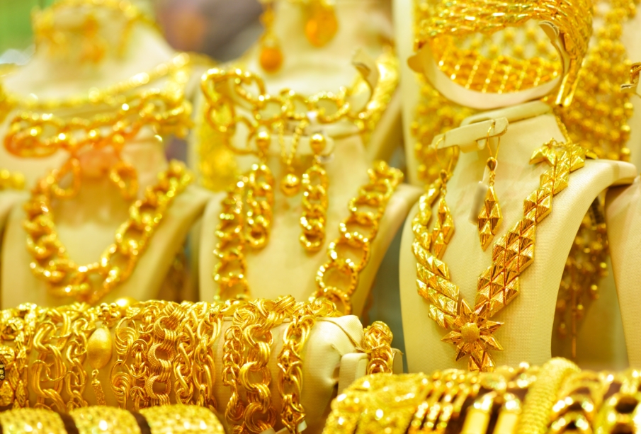 Banch of a Golden sets and chains, close up