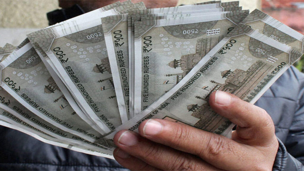 4-key-reasons-why-india-is-still-stuck-with-costly-and-slow-payment-modes-like-money-order