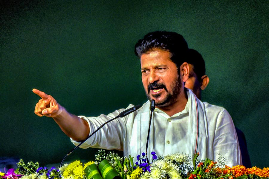 1732531878_revanth-reddy