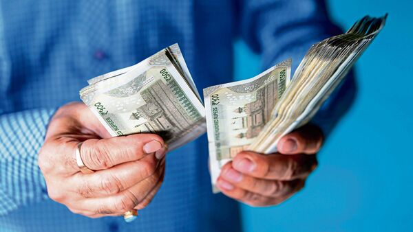 Borrowers-can-take-loans-from-moneylenders-using-t_1683283036417_1698165423478