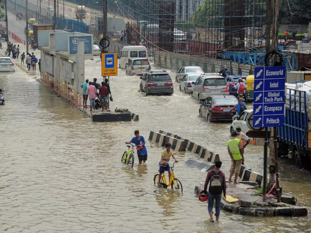 1600x1200_1342262-rain-continues-in-bengaluru-tech-companies-promise-work-from-homegfx
