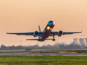 1600x1200_1220259-airline-industry-targeting-net-profit-of-2570-crores-web (1)