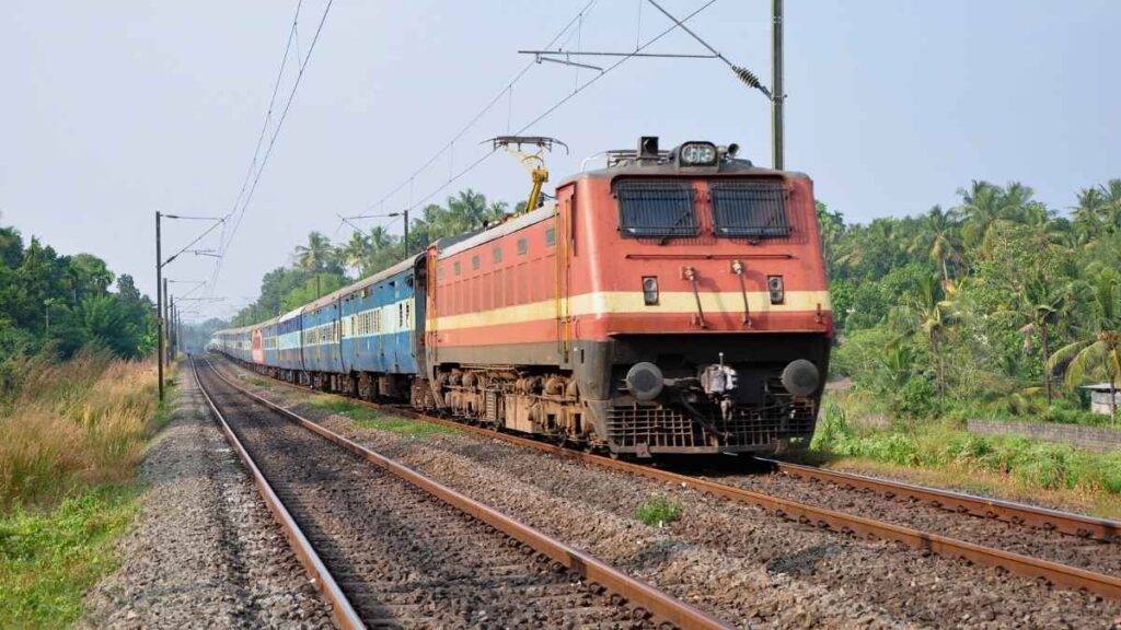 Diwali-Special-trains-between-Chennai-and-Kerala