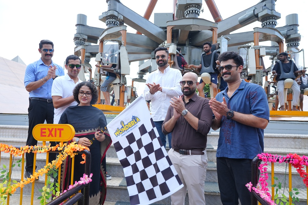 Wonderla-Freestyler-flag-off